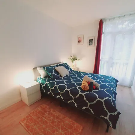 Sejour Cosy Pres De Paris T3 Cuisine Ouverte Et Bar Ris-Orangis